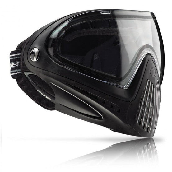 Black Dye I4 Mask Thermal from Dye Masks showing its thermal design and adjustable straps for a secure fit.